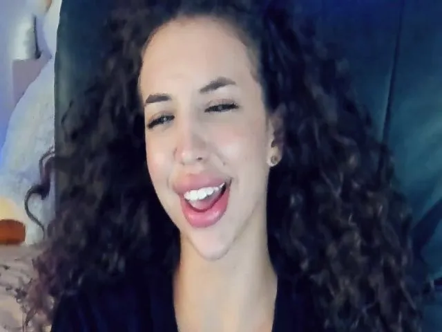 Live sex webcam photo for Simba_Leo #252466764