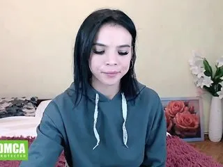 Live sex webcam photo for look-at-me #240843117