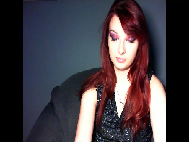 Live sex webcam photo for VirginLuna18 #259466243