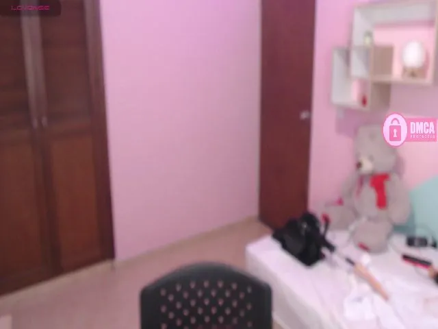 Live sex webcam photo for Valeria_sky #256564281