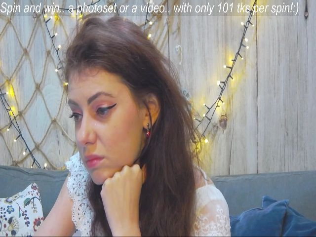 Live sex webcam photo for MissAracely #265471553