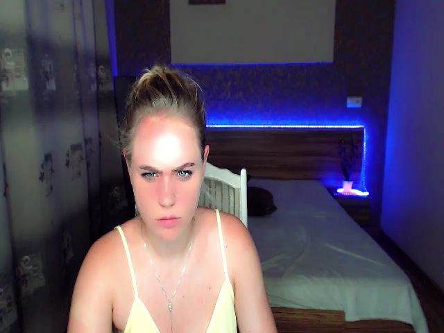 Live sex webcam photo for Daniela_Holt #255695282