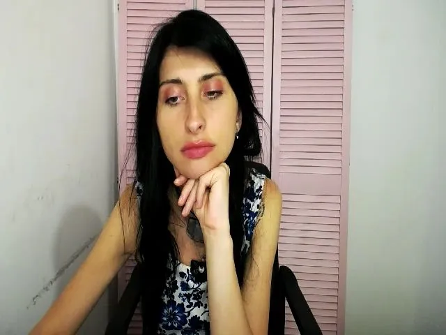 Live sex webcam photo for SnowSpacee #255468291