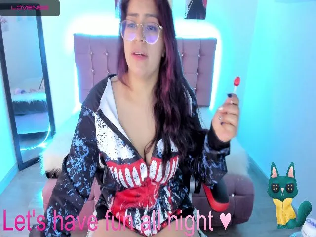 Live sex webcam photo for Irene__larson #265283294