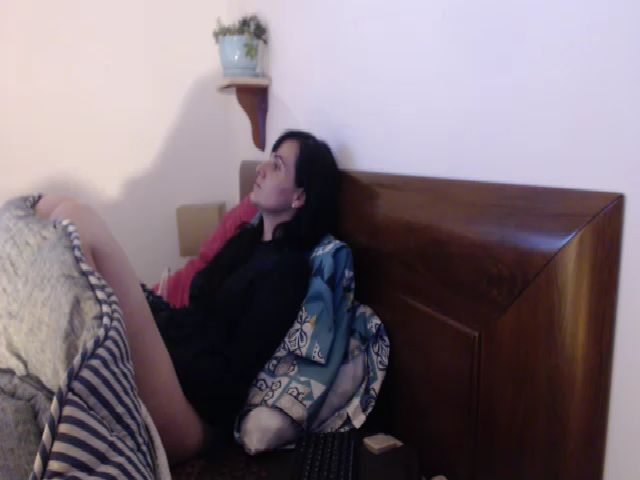 Live sex webcam photo for isabellazee2 #257326006