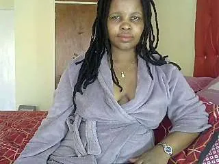 Live sex webcam photo for SweetNnaughty82 #242321848