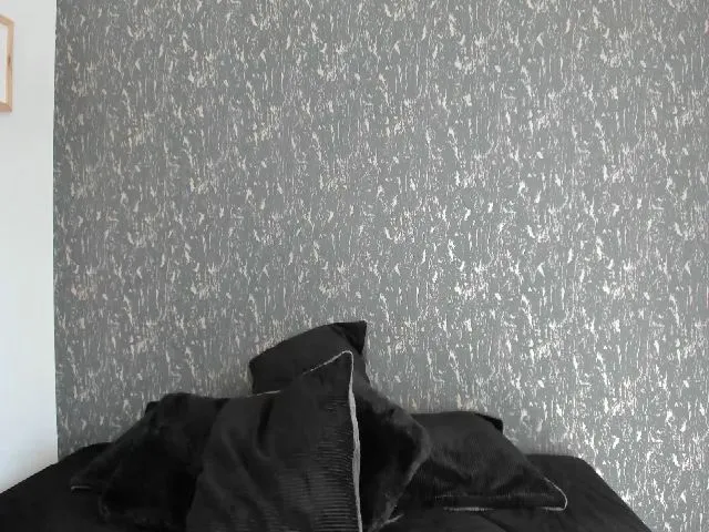 Live sex webcam photo for camile_ #254885702