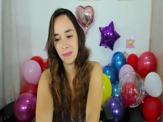 Live sex webcam photo for PaulinaSoler #262400466