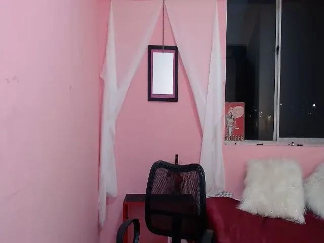 Live sex webcam photo for Lissjensen #262439684