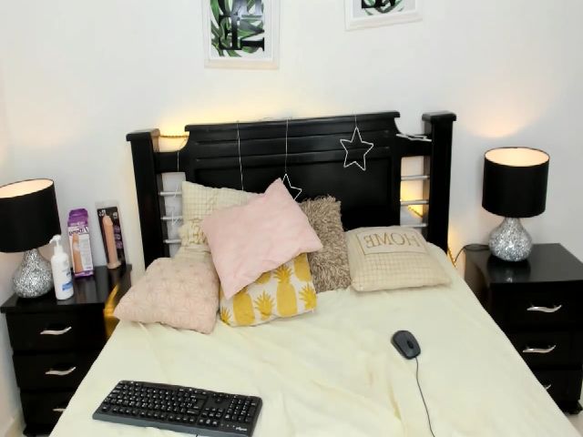 Live sex webcam photo for myangeldreams #253707340