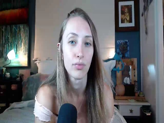 Live sex webcam photo for itsdaniday #261813374