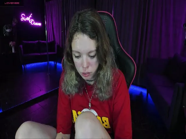 Live sex webcam photo for ClancyOsborne #264668866