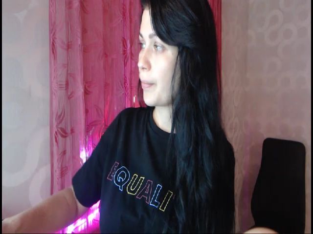 Live sex webcam photo for SamntaDiamond #263619750