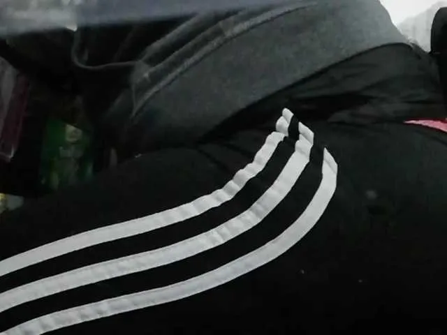 Live sex webcam photo for latinaamorosa #240964323