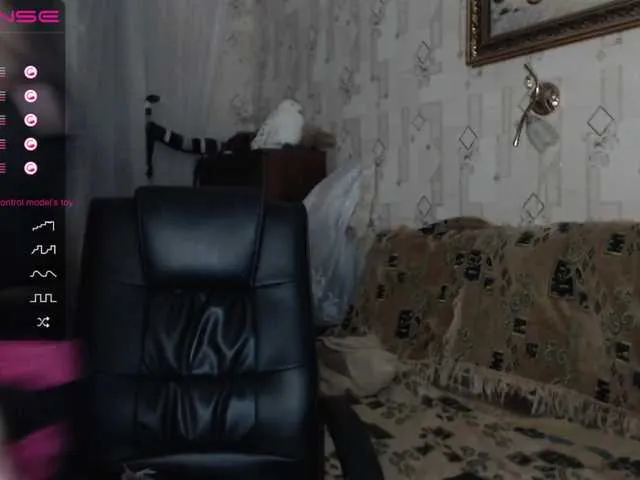 Live sex webcam photo for Millsieleonn #243486724