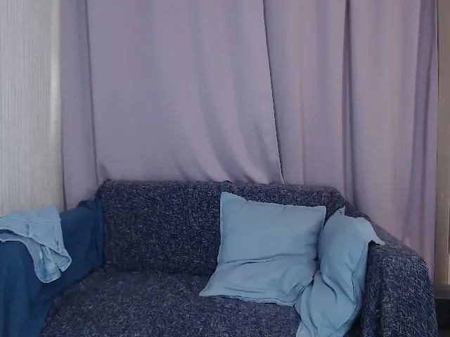 Live sex webcam photo for HotSwJenna #255543487