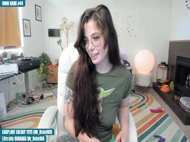 Live sex webcam photo for HempleyJones #262728088