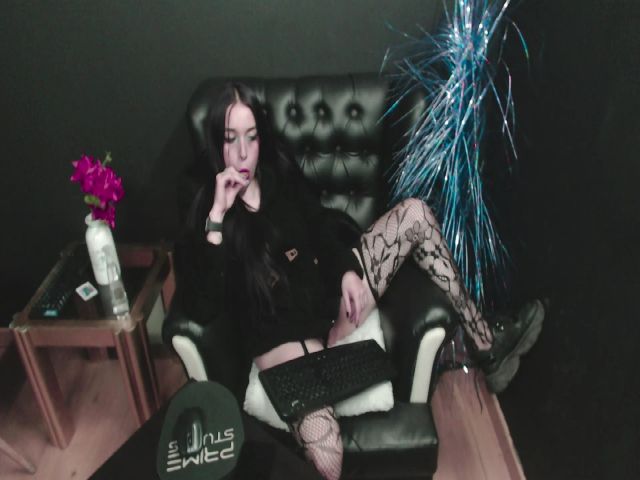 Live sex webcam photo for samantasmithh #264829170