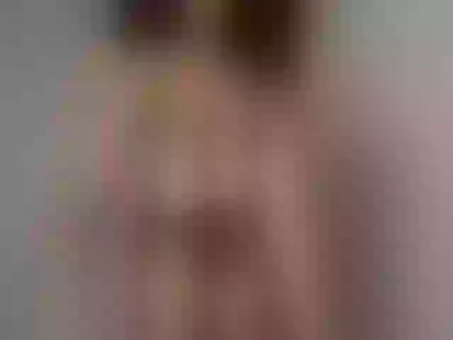 Live sex webcam photo for dreamyriri #258778611