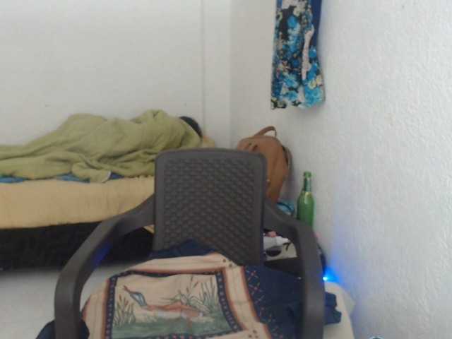 Live sex webcam photo for targeriandany #249380642