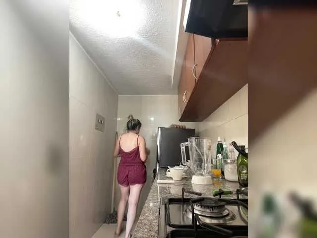 Live sex webcam photo for VeraVersace #241392431