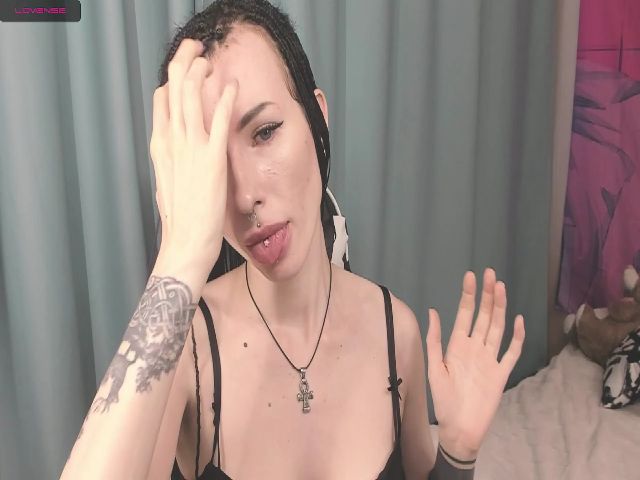 Live sex webcam photo for RubyMystery #264317039