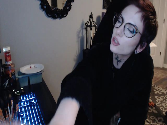 Live sex webcam photo for Painbaby #261797128