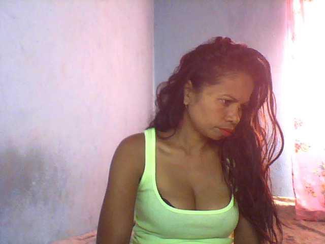 Live sex webcam photo for cheri-coco #241247565