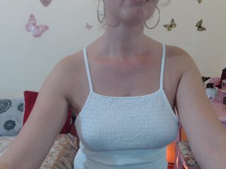 Live sex webcam photo for goodSnowQueen #240844321