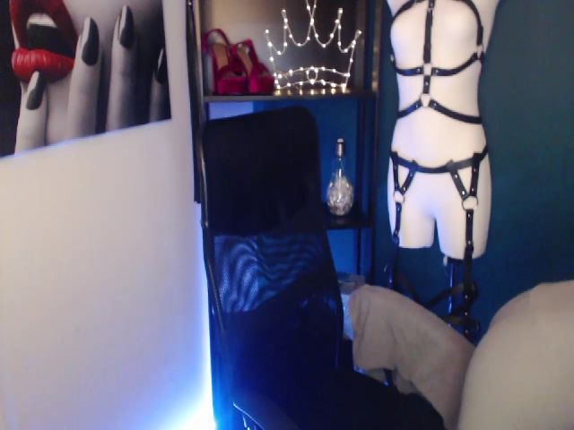 Live sex webcam photo for Chloex_Xx #264448917