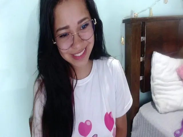 Live sex webcam photo for Gina_reid #256248461