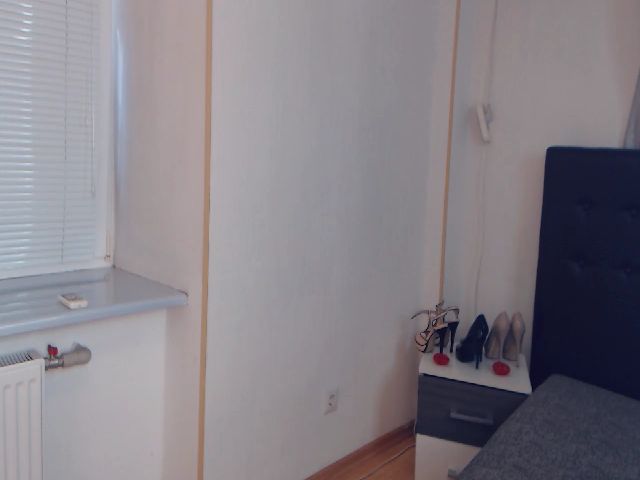 Live sex webcam photo for Asoll77 #253345219