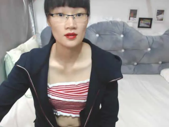 Live sex webcam photo for AnneDXM #240927410