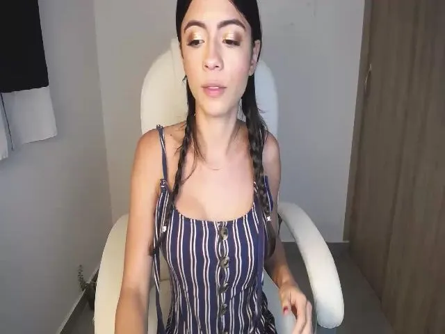 Live sex webcam photo for Littlelisa__ #255229024