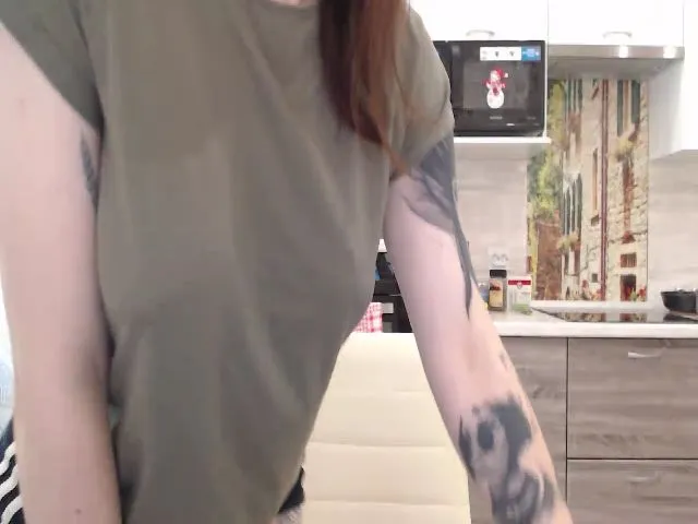Live sex webcam photo for WonderXGirlXX #262578964