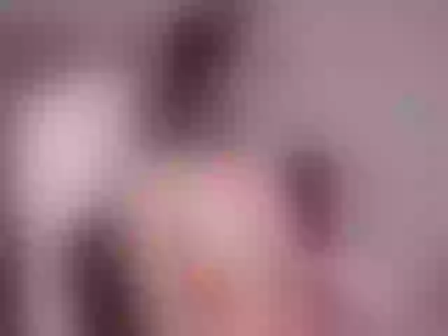 Live sex webcam photo for Sun-kissed1 #248180749