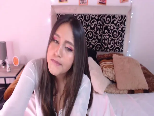 Live sex webcam photo for Litlecapricex #254825550