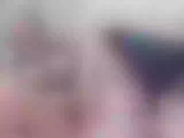 Live sex webcam photo for Sarah-Gray #249340022