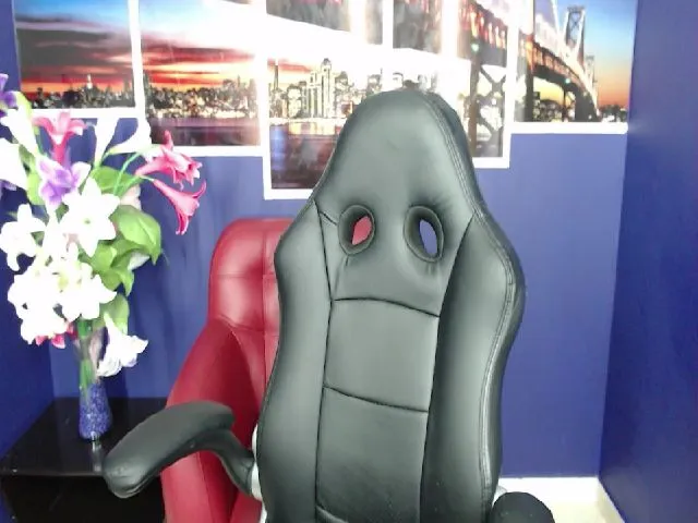 Live sex webcam photo for Infernalsexx #252628183