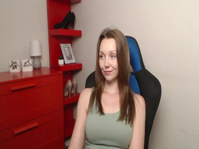 Live sex webcam photo for Little_ZOE #253049355