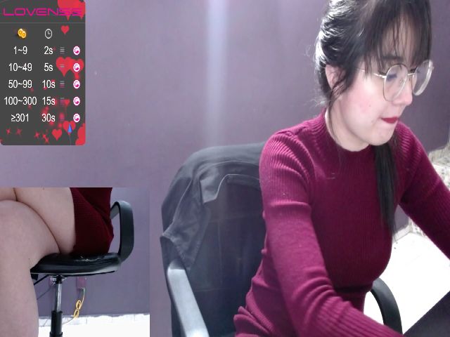 Live sex webcam photo for Charlotte_3x #256918633