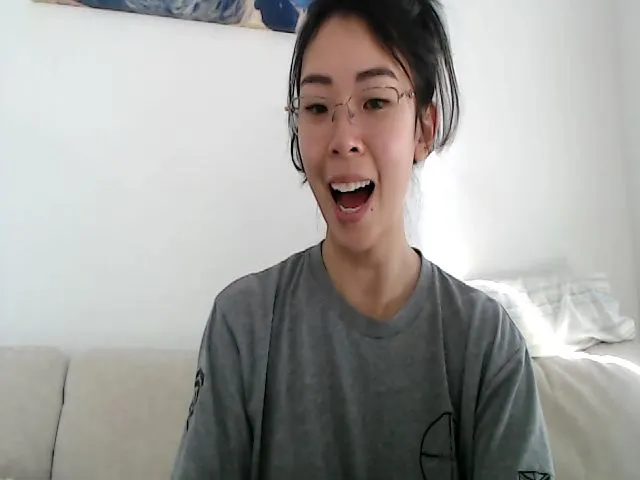 Live sex webcam photo for VyAwesome #252717541