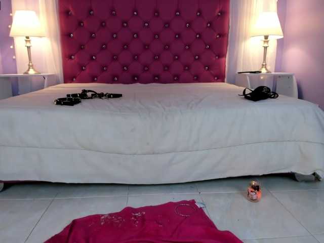 Live sex webcam photo for AmberStonne #252047549