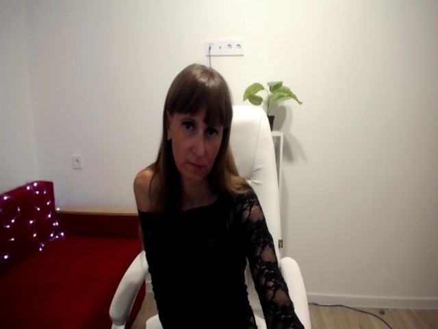 Live sex webcam photo for Viktoria_Vi #265168204