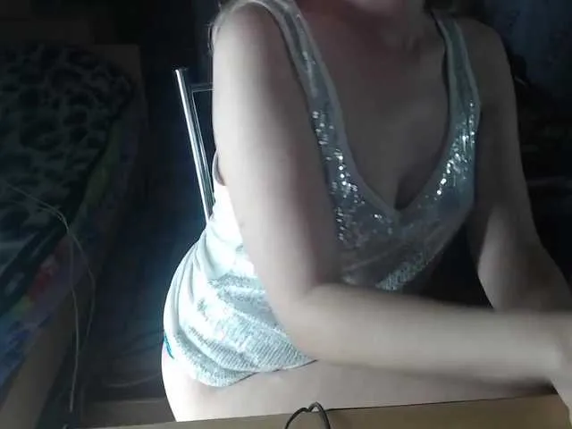 Live sex webcam photo for lisenok-888 #242546342