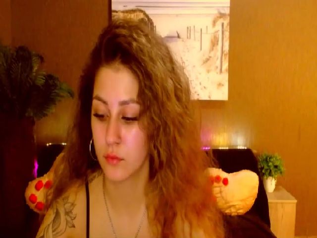 Live sex webcam photo for MsDream_ #261904516