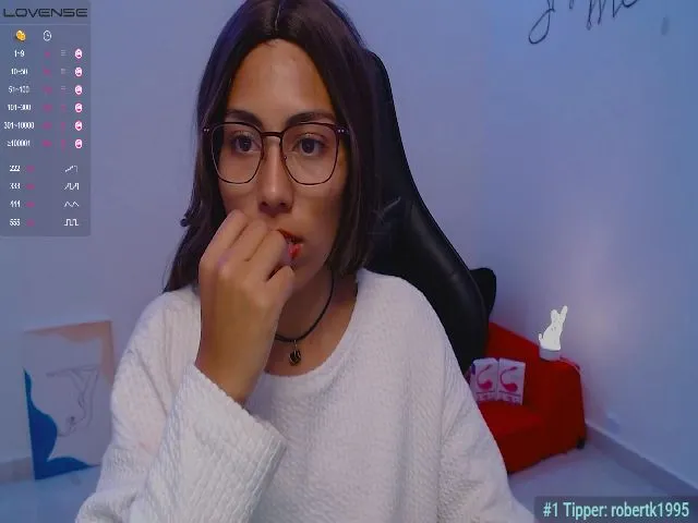 Live sex webcam photo for Turquesaxx #262924553