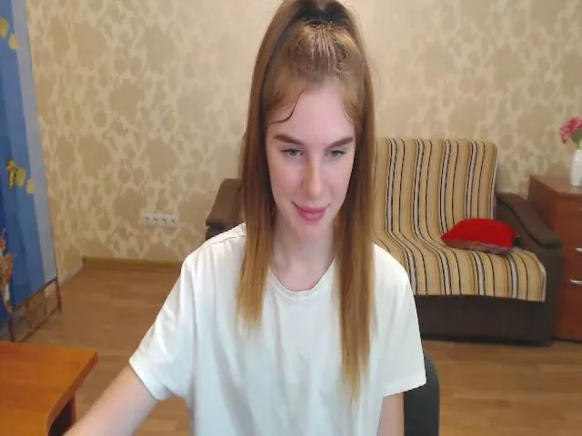 Live sex webcam photo for Vesnyshka #263324118