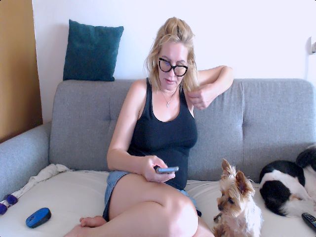 Live sex webcam photo for Stephycute #256267521