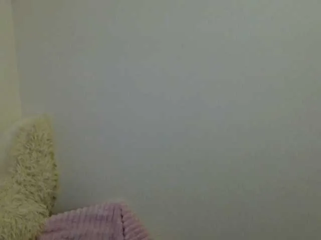 Live sex webcam photo for Emmi-li #246475006